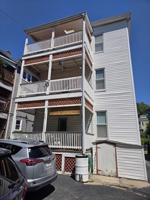 11 Woodman, Apt 2