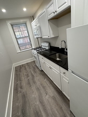 34 main, Apt 32