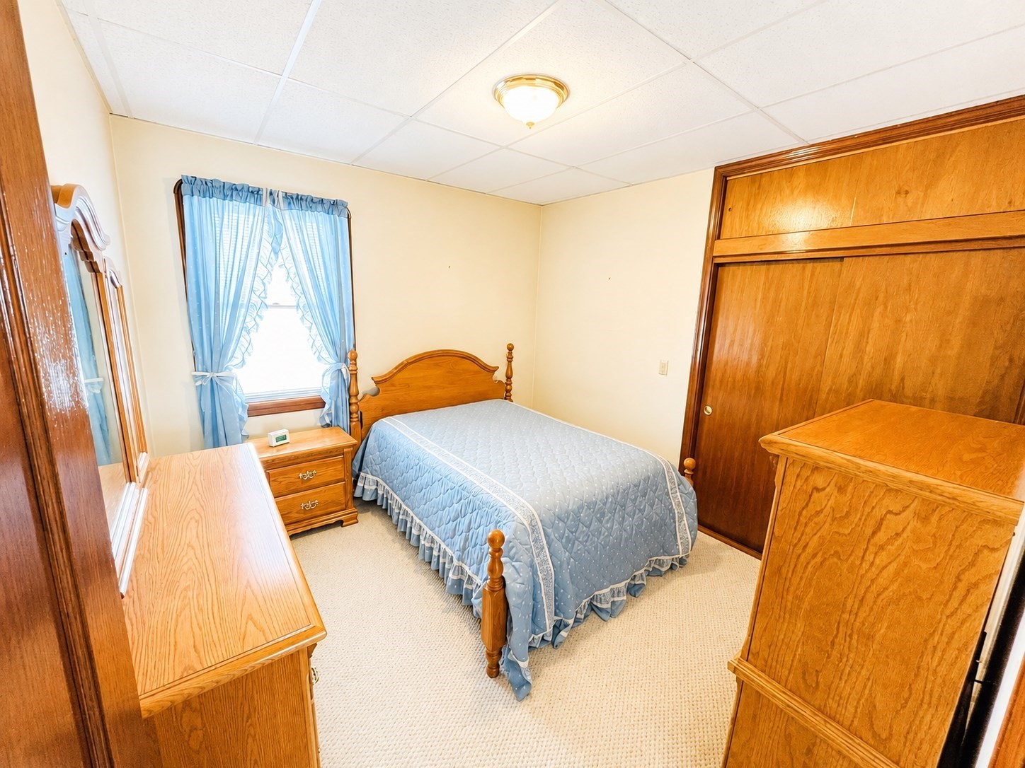 559 S Almond St, Fall River, MA 02724 - Image 14