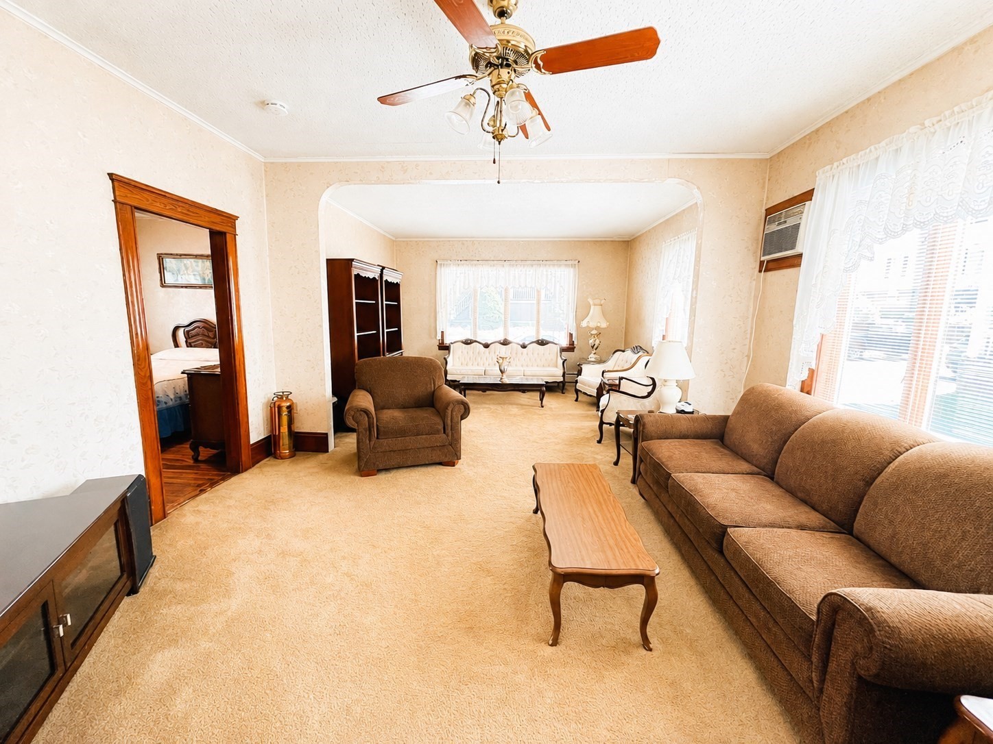 559 S Almond St, Fall River, MA 02724 - Image 17