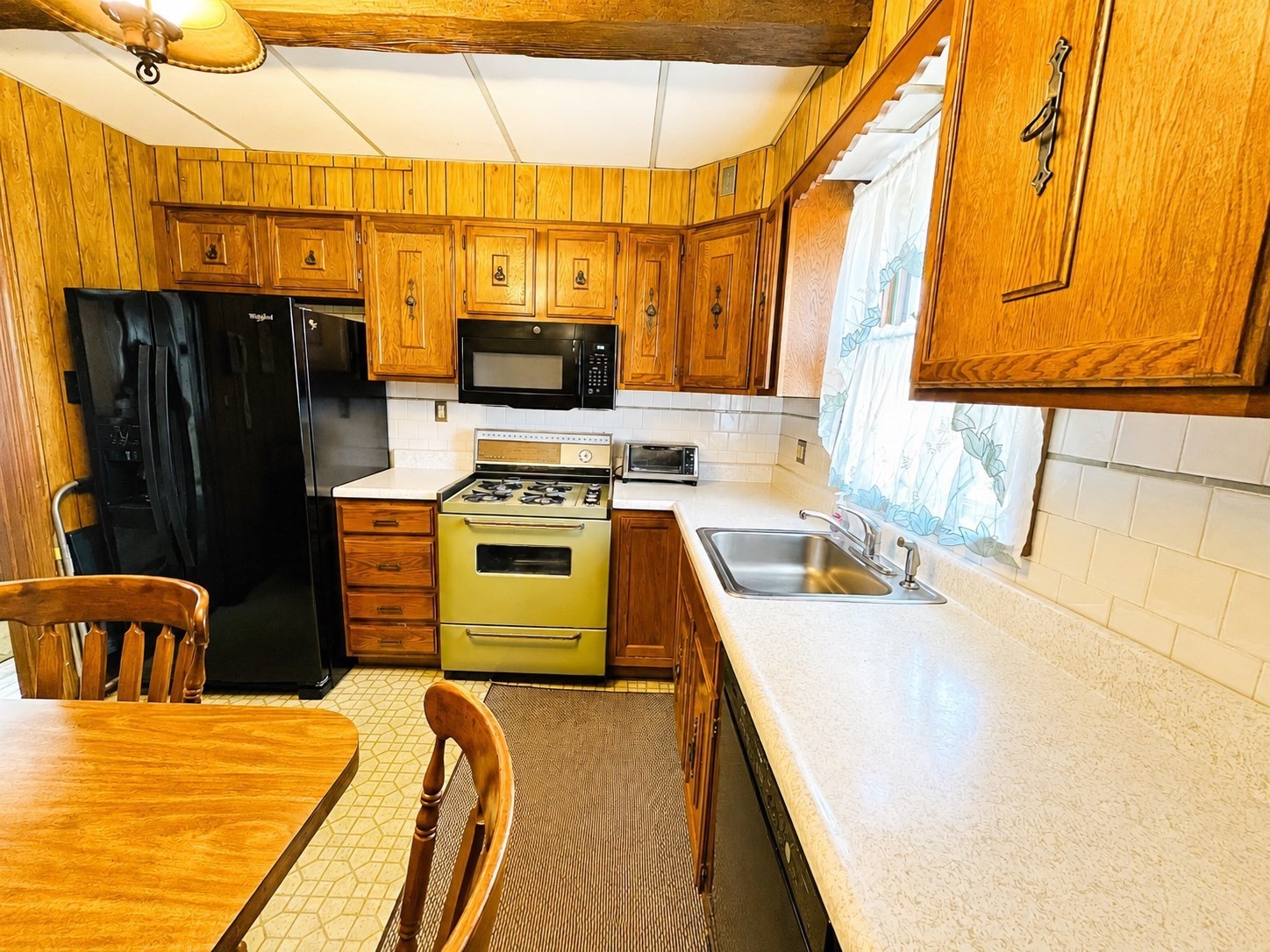 559 S Almond St, Fall River, MA 02724 - Image 21