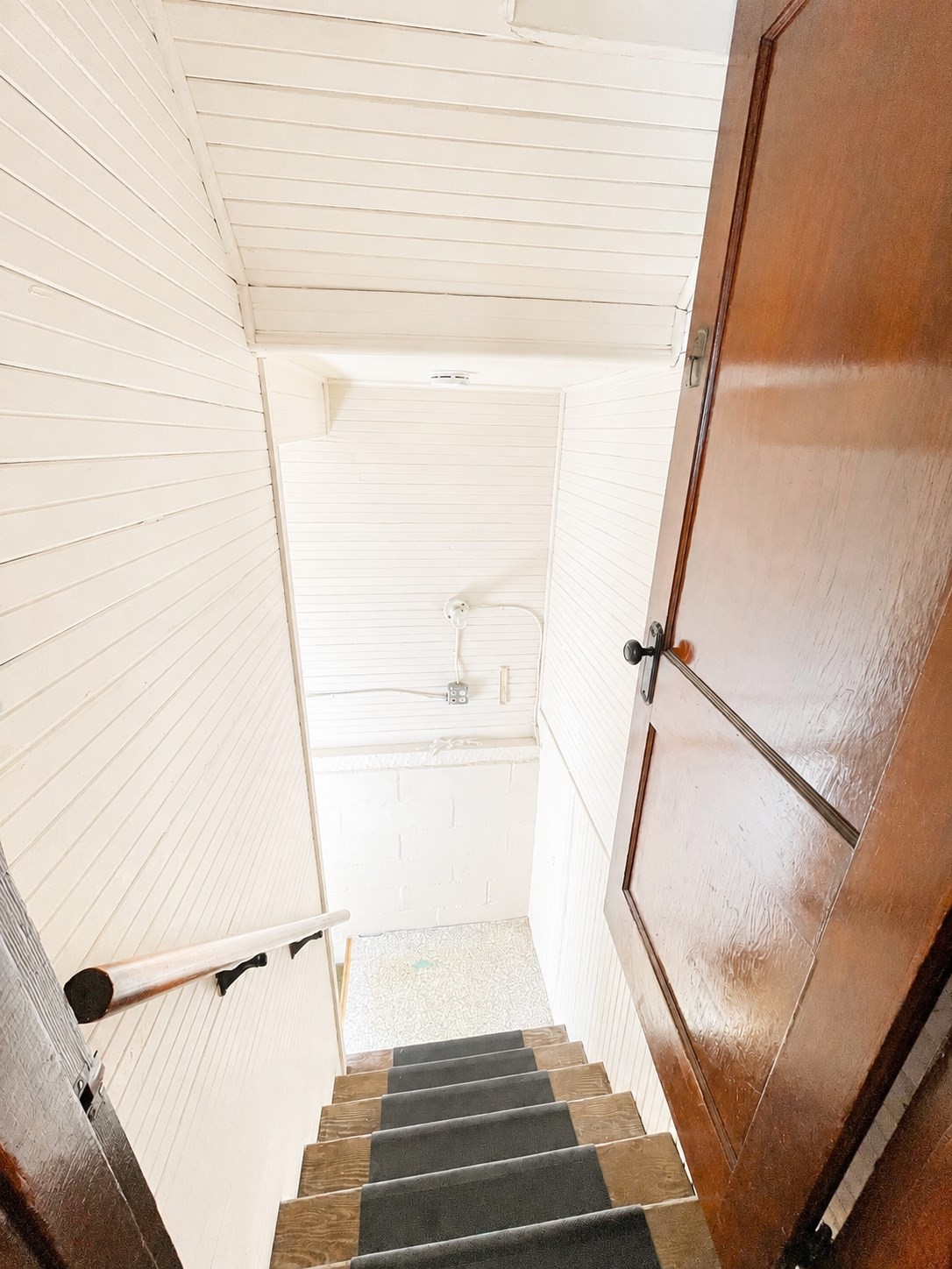 559 S Almond St, Fall River, MA 02724 - Image 24