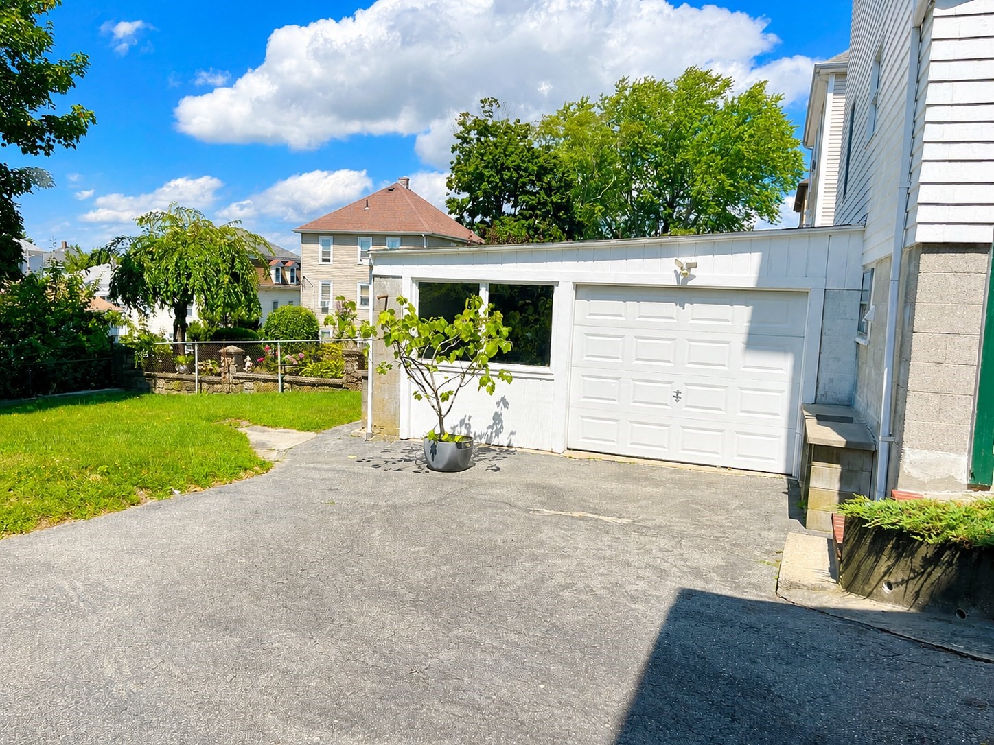 559 S Almond St, Fall River, MA 02724 - Image 4