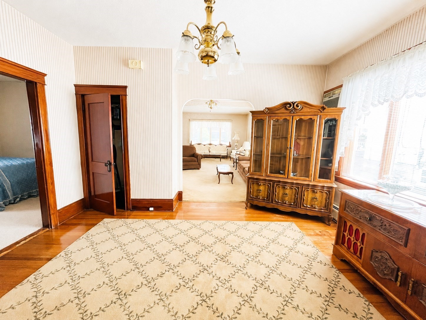 559 S Almond St, Fall River, MA 02724 - Image 8