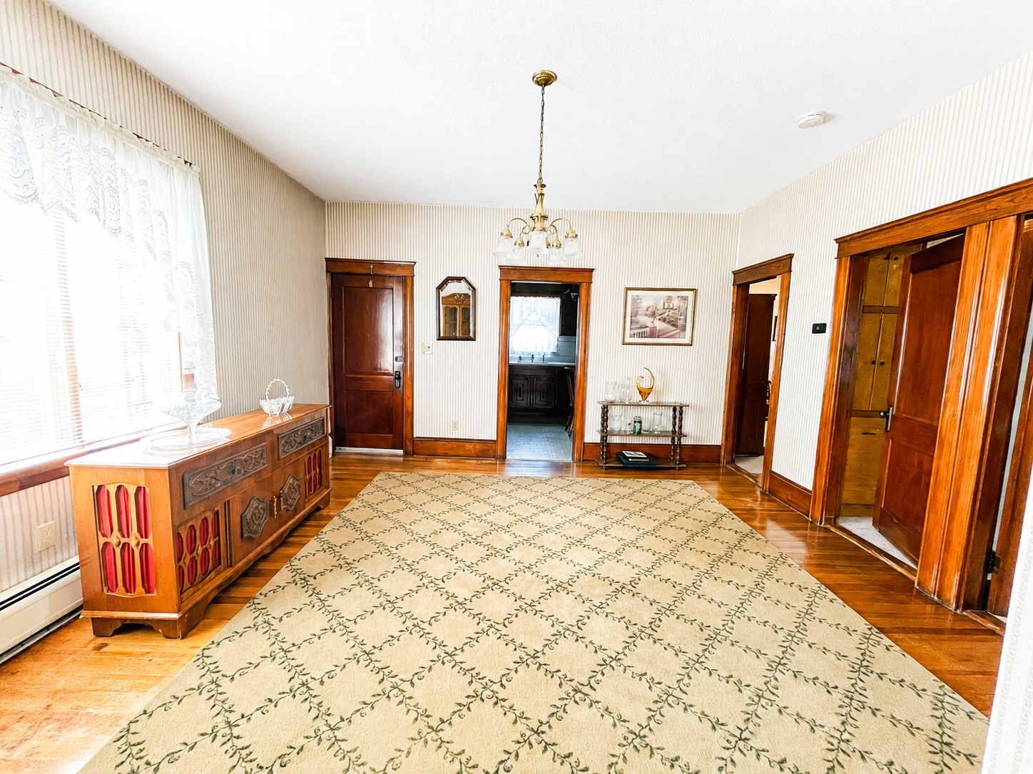 559 S Almond St, Fall River, MA 02724 - Image 9