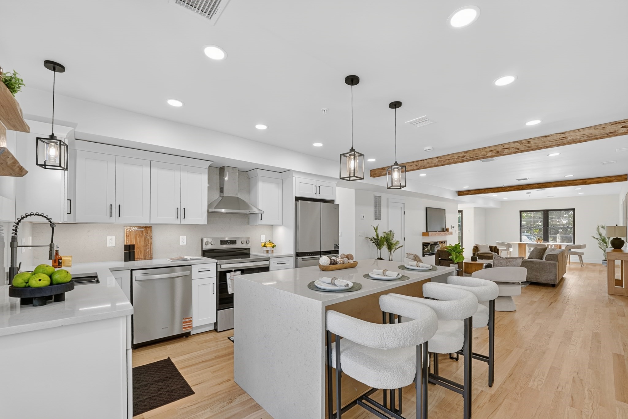 64 Nelson St Unit 1, Boston - Dorchester, MA 02124