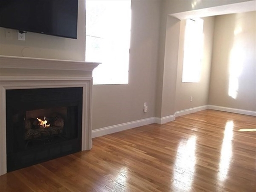 6 Amaranth Pl, Apt 37