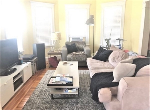 79 Curtis St, Apt 1
