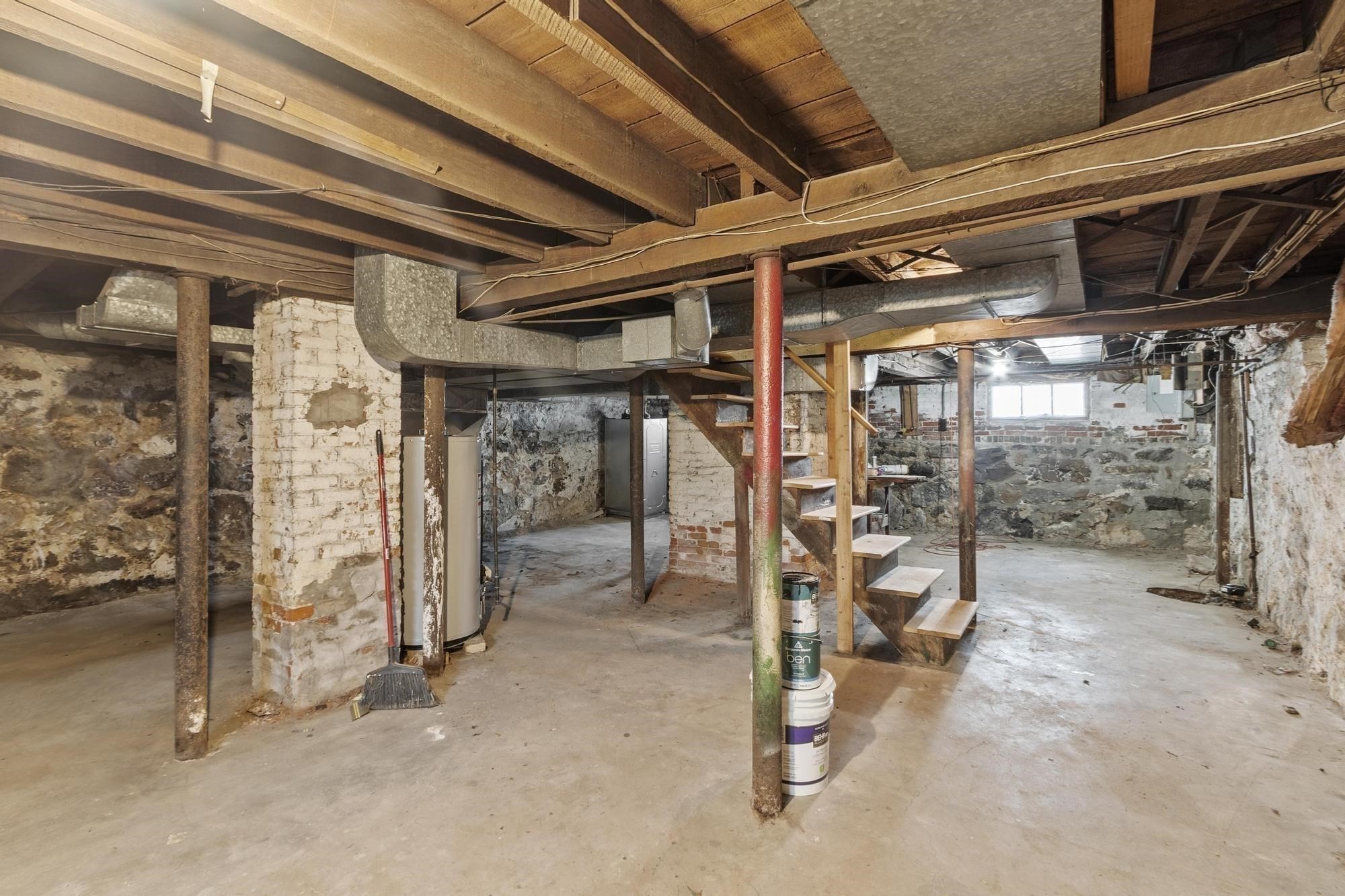 219 Walnut Street, Lynn, MA 01905 - Image 32