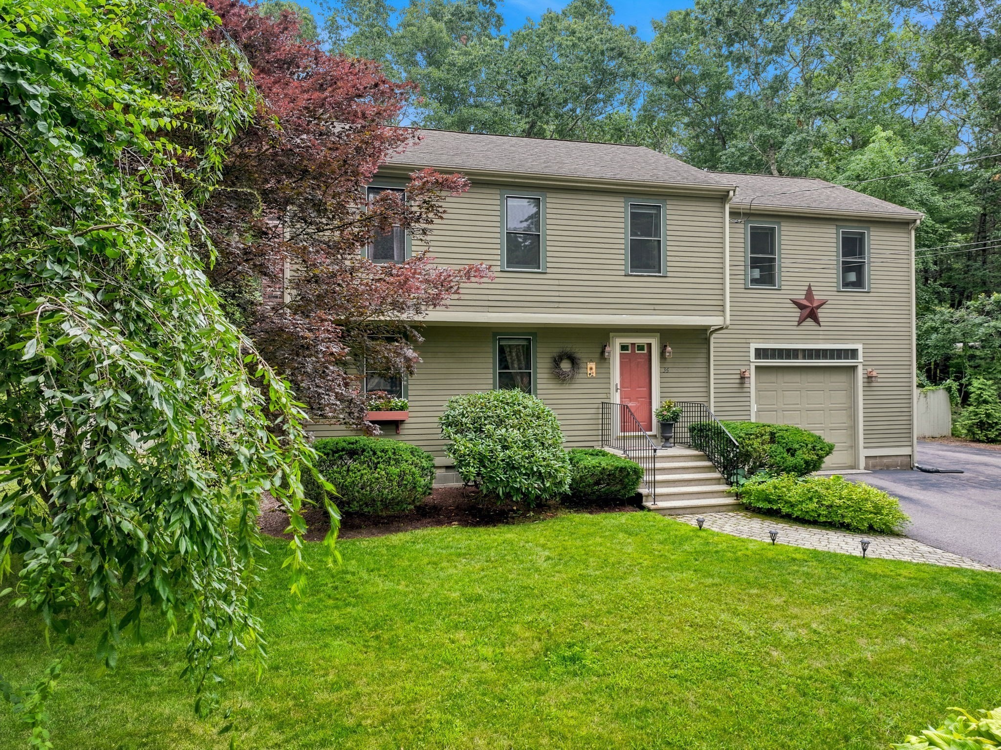 36 Bartlett Street, Pembroke, MA 02359
