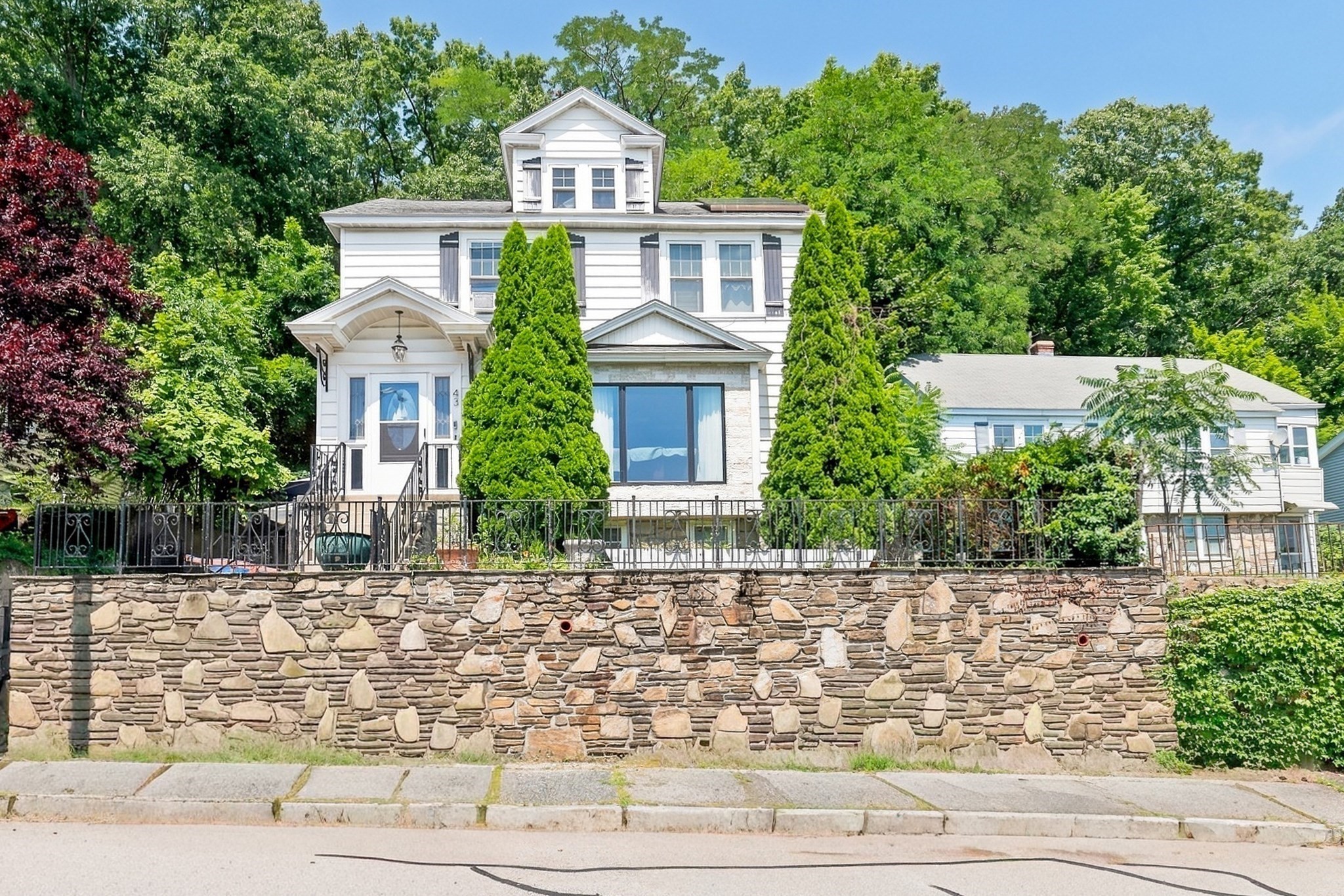 43 Chilmark, Worcester, MA 01604