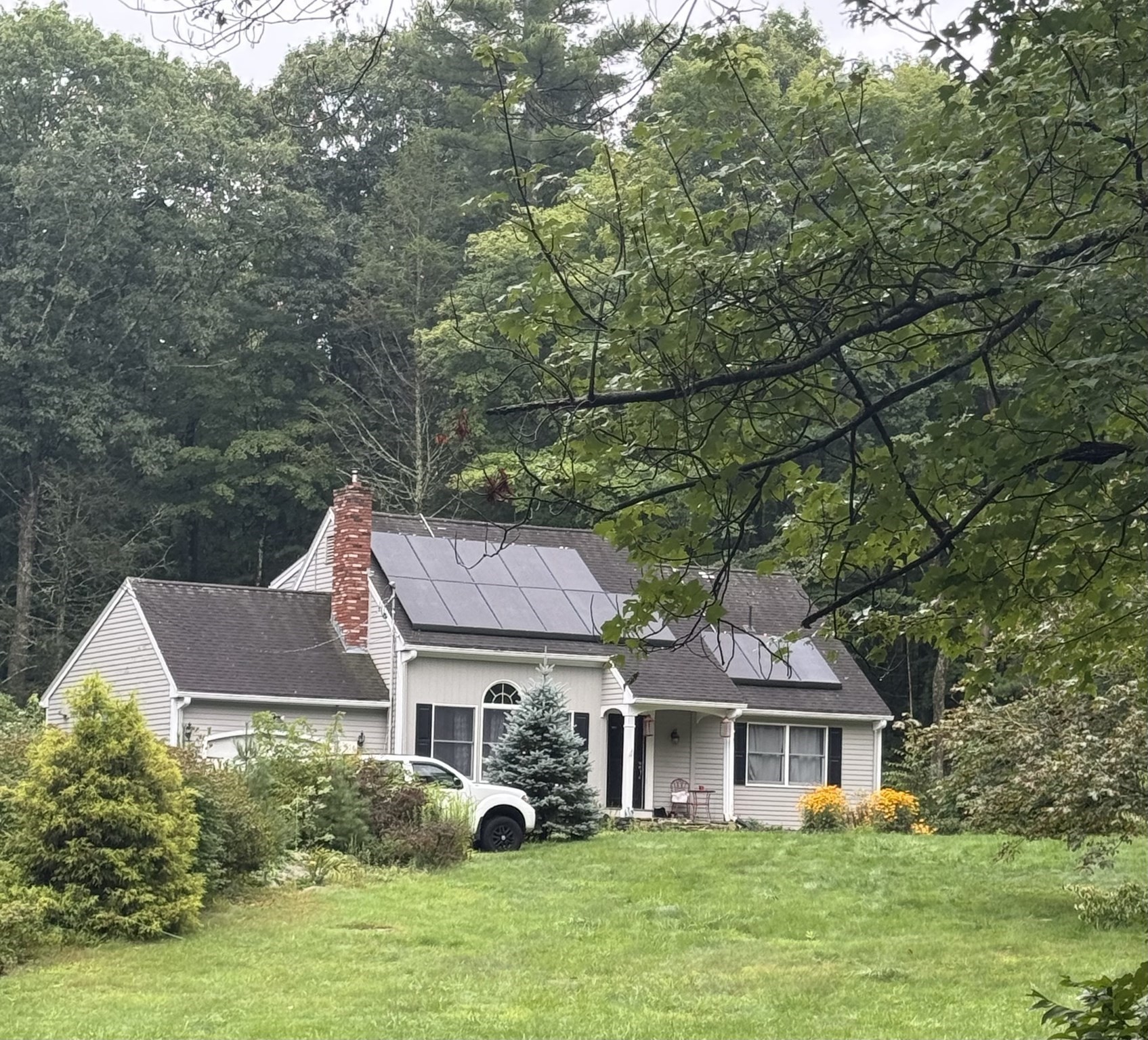 1235 Eastford Rd, Southbridge, MA 01550
