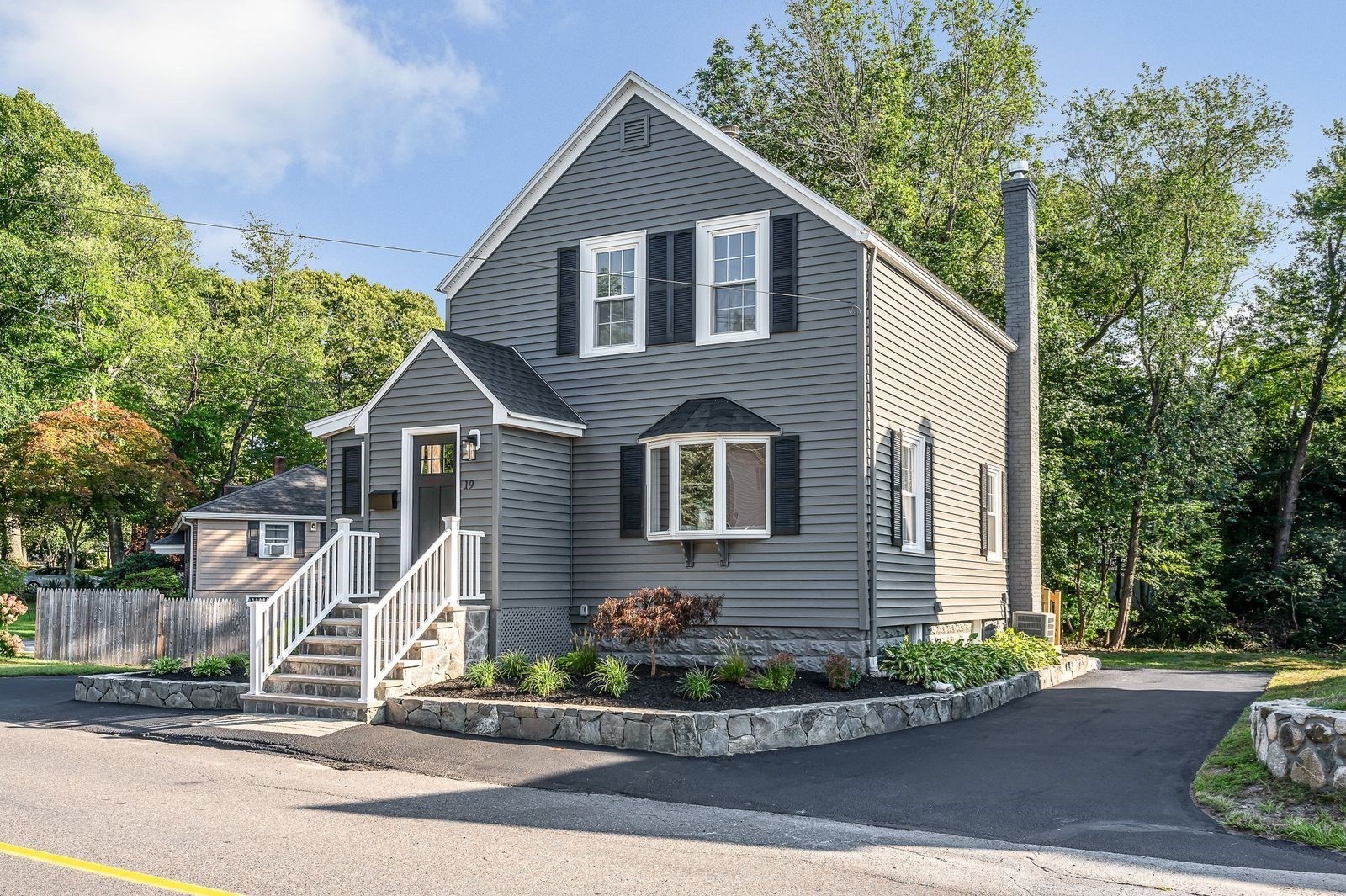 19 Butler Ave, Wakefield, MA 01880