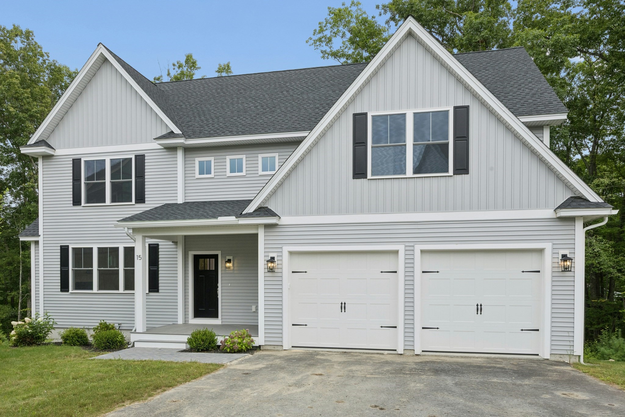 15 Gaskins Ln, Ayer, MA 01432