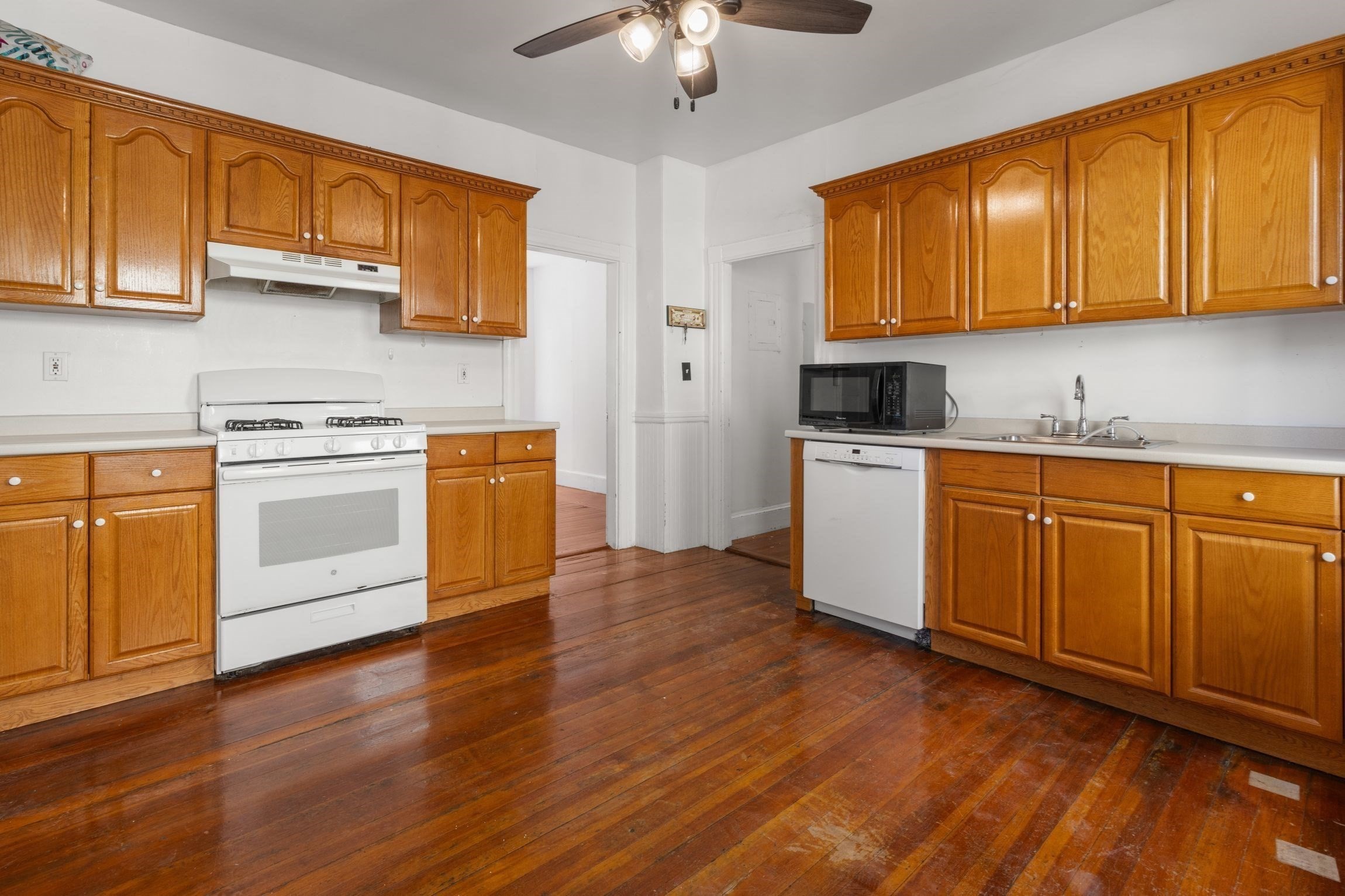 78 Brooks St, Brighton, Boston, MA 02135 - Image 33