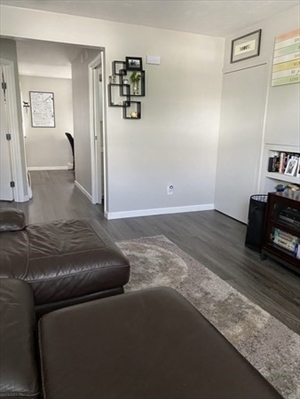 11 Williams St, Apt 1