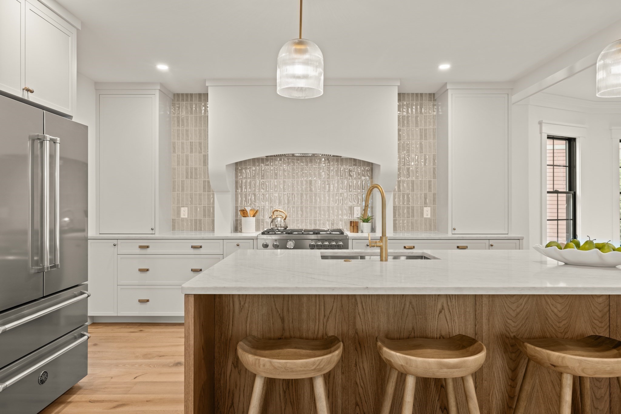 23 College Hill Rd Unit 1, Somerville, MA 02144
