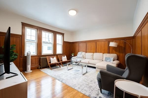 106-108 Park Ave, Apt 106