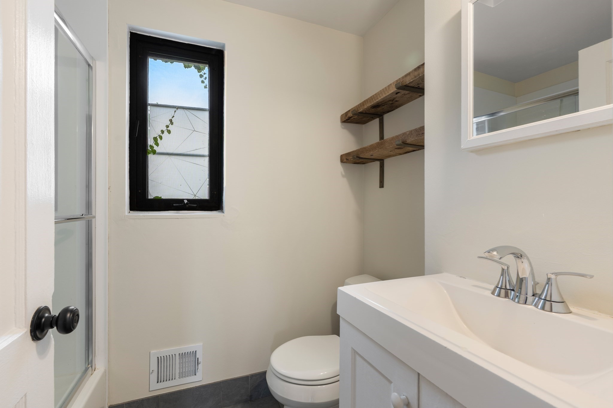 956 Belmont Unit 956 20472 - Image 16
