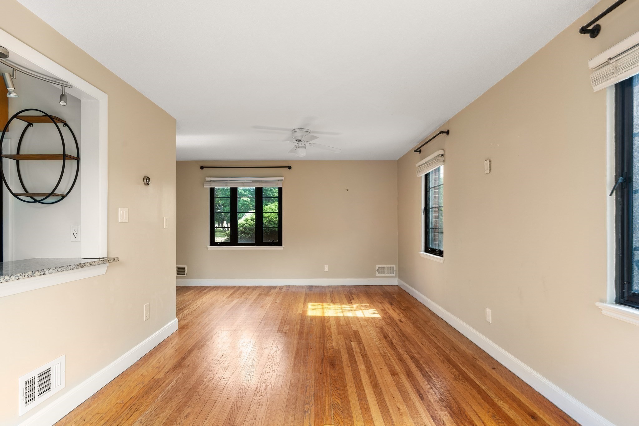 956 Belmont Unit 956 20472 - Image 19