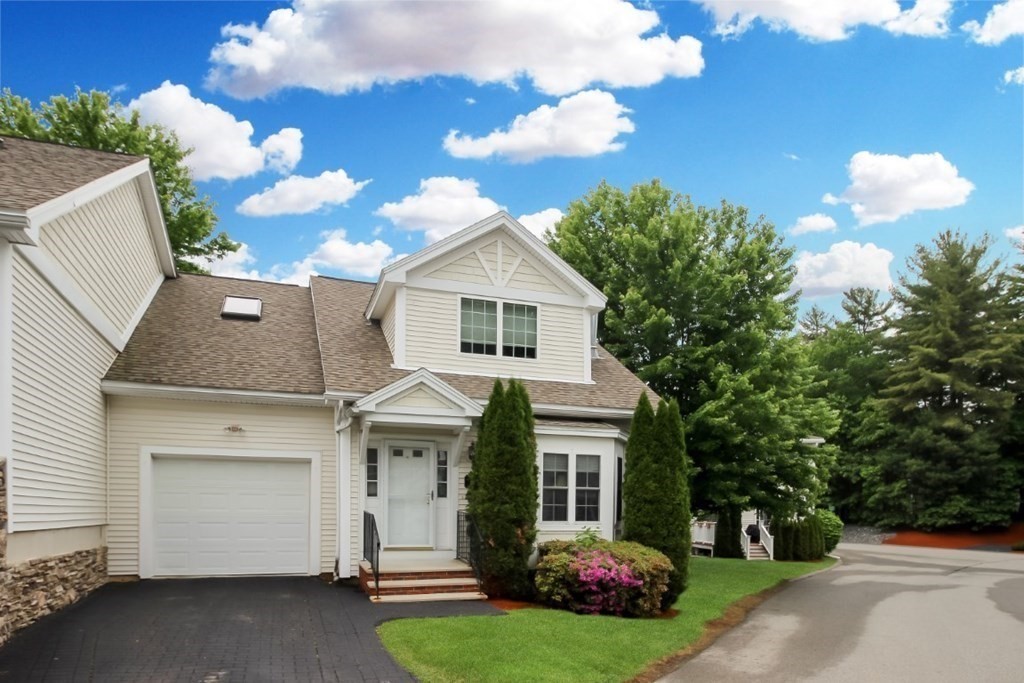 1 Tanglewood Park Dr Unit 1, Haverhill, MA 01830