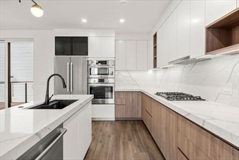 29 Woodford Street, Apt 2