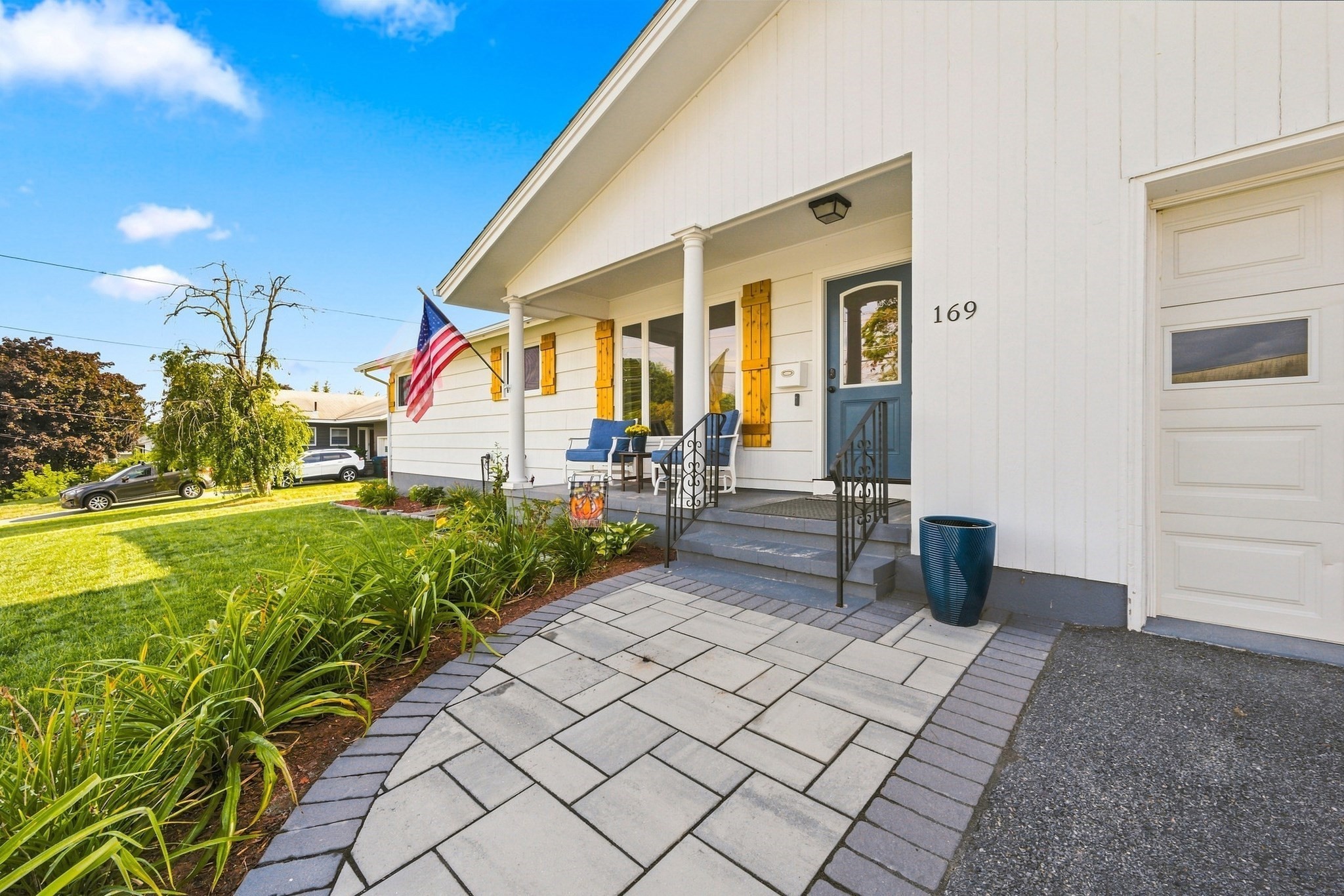 169 Raven, Lowell, MA 01852