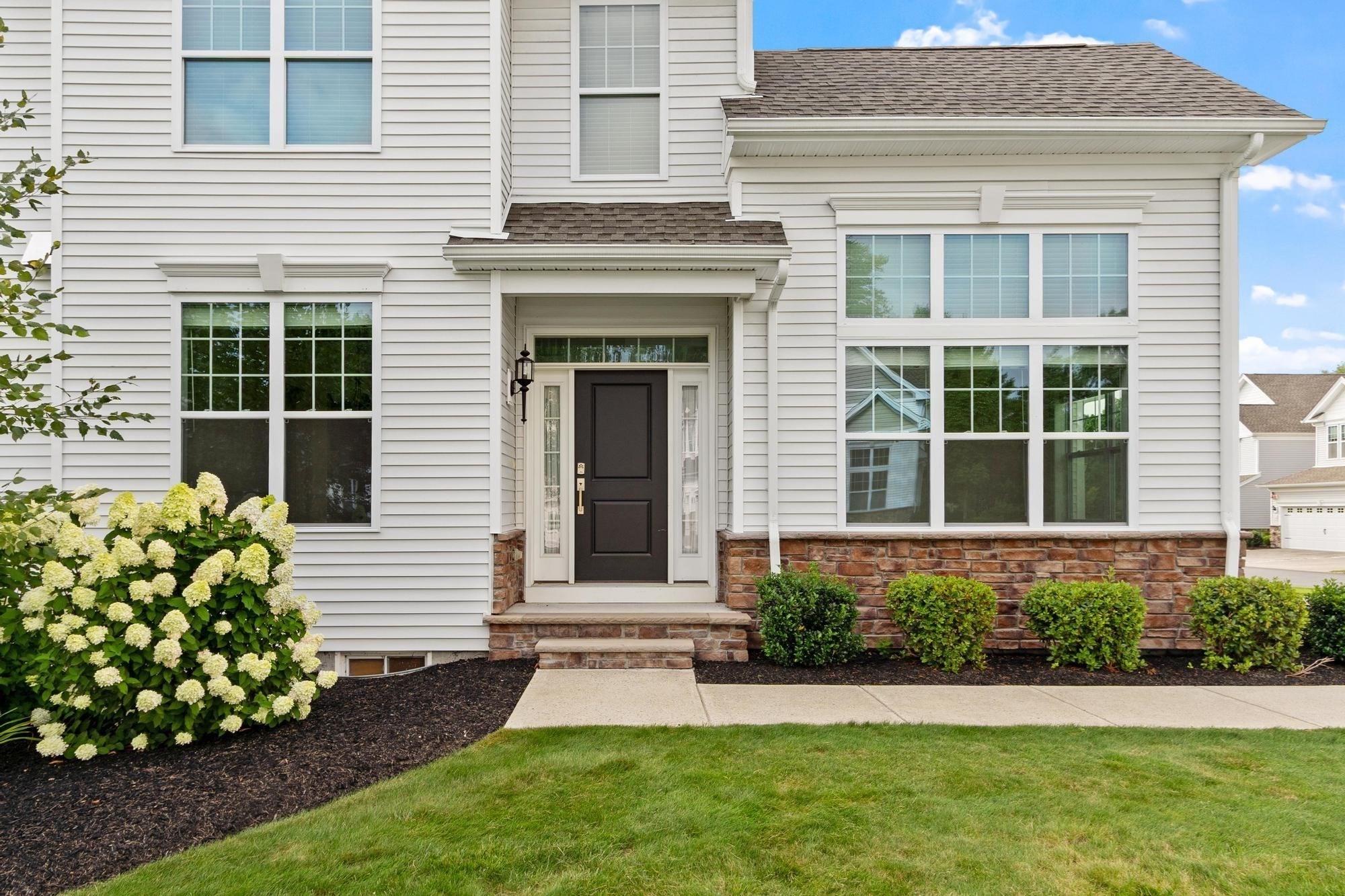 2 Phoebe St Unit 2, Methuen, MA 01844