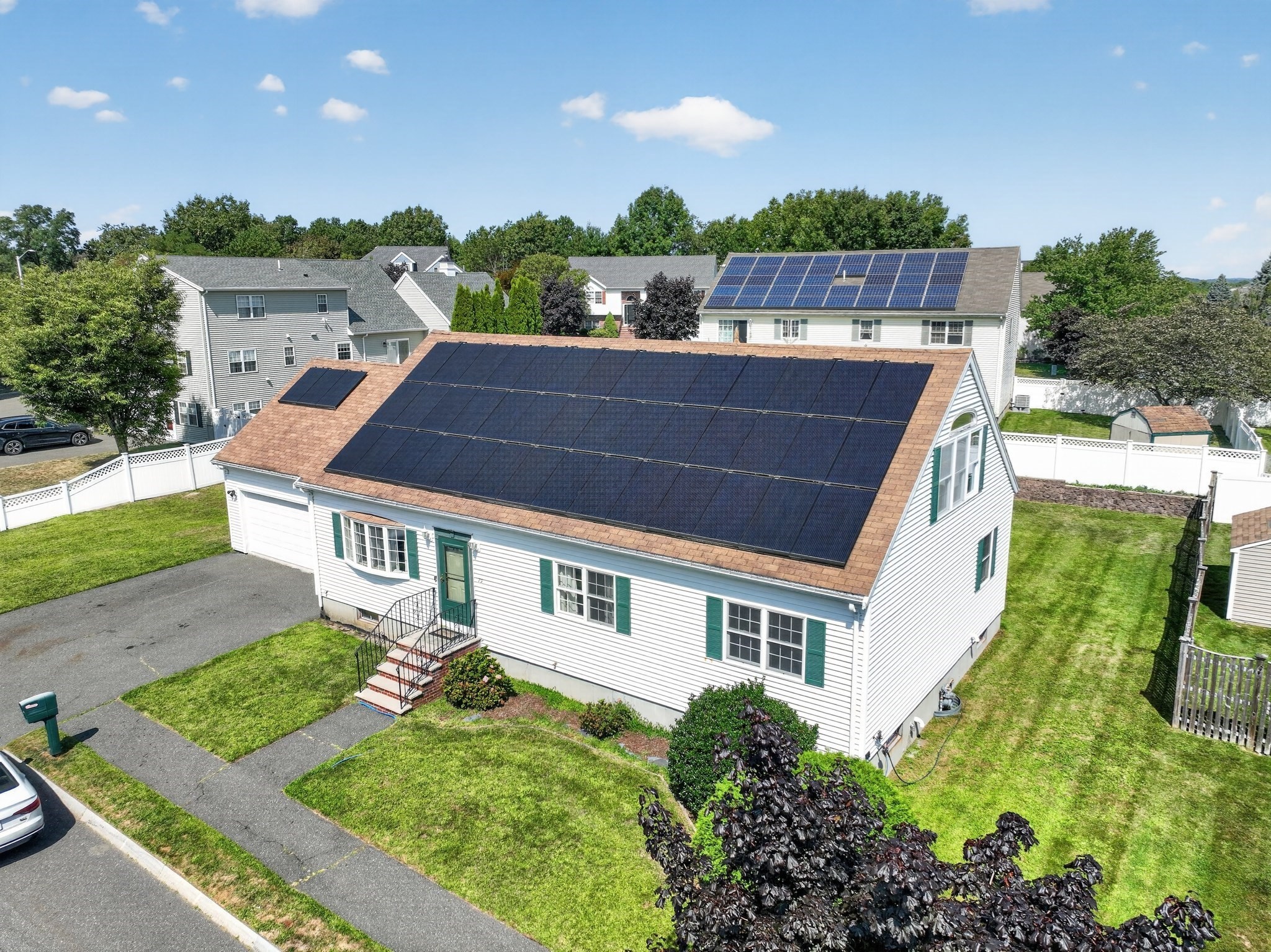 79 Emerald Dr, Lynn, MA 01904 - Image 2