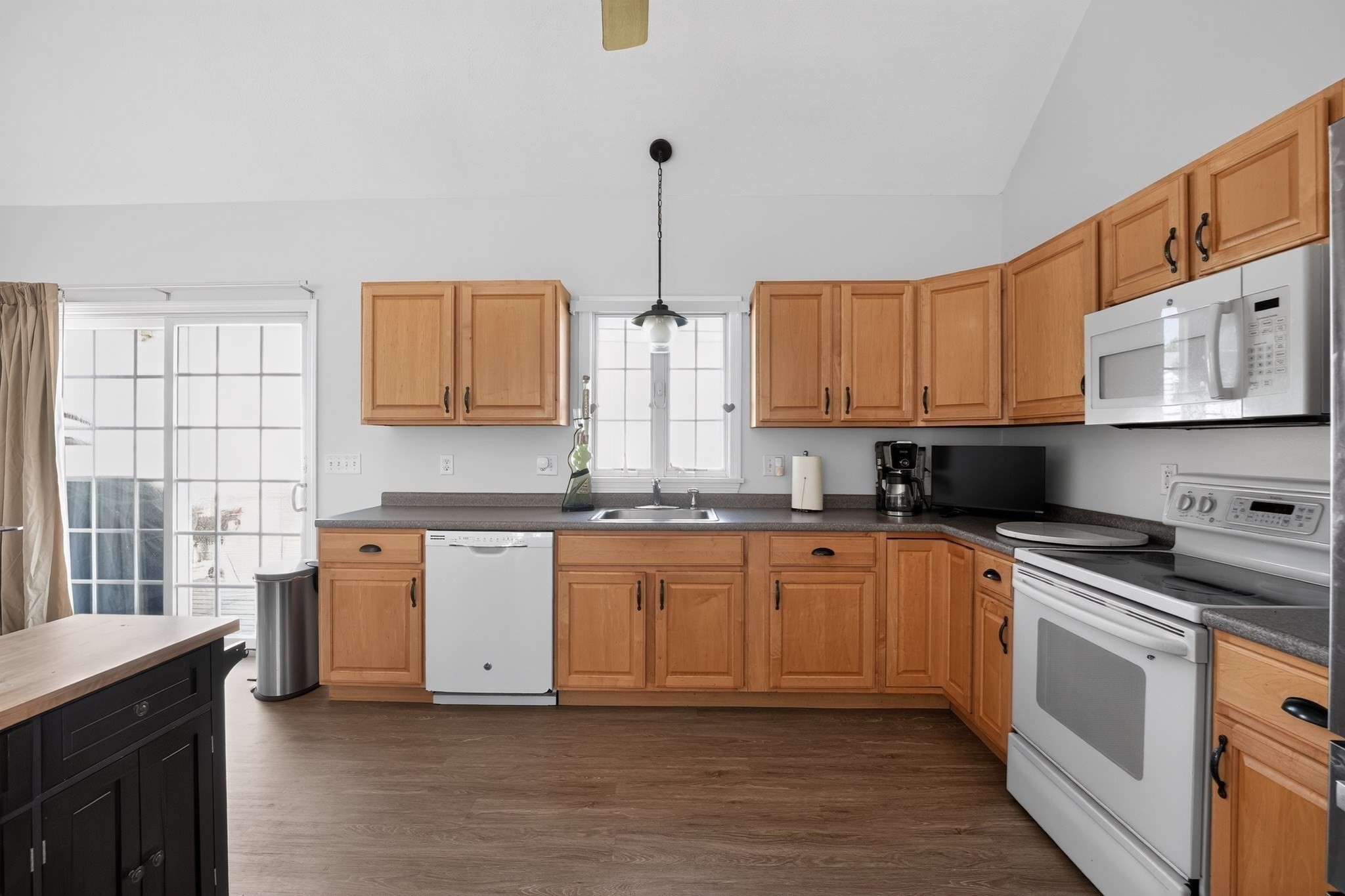 79 Emerald Dr, Lynn, MA 01904 - Image 11