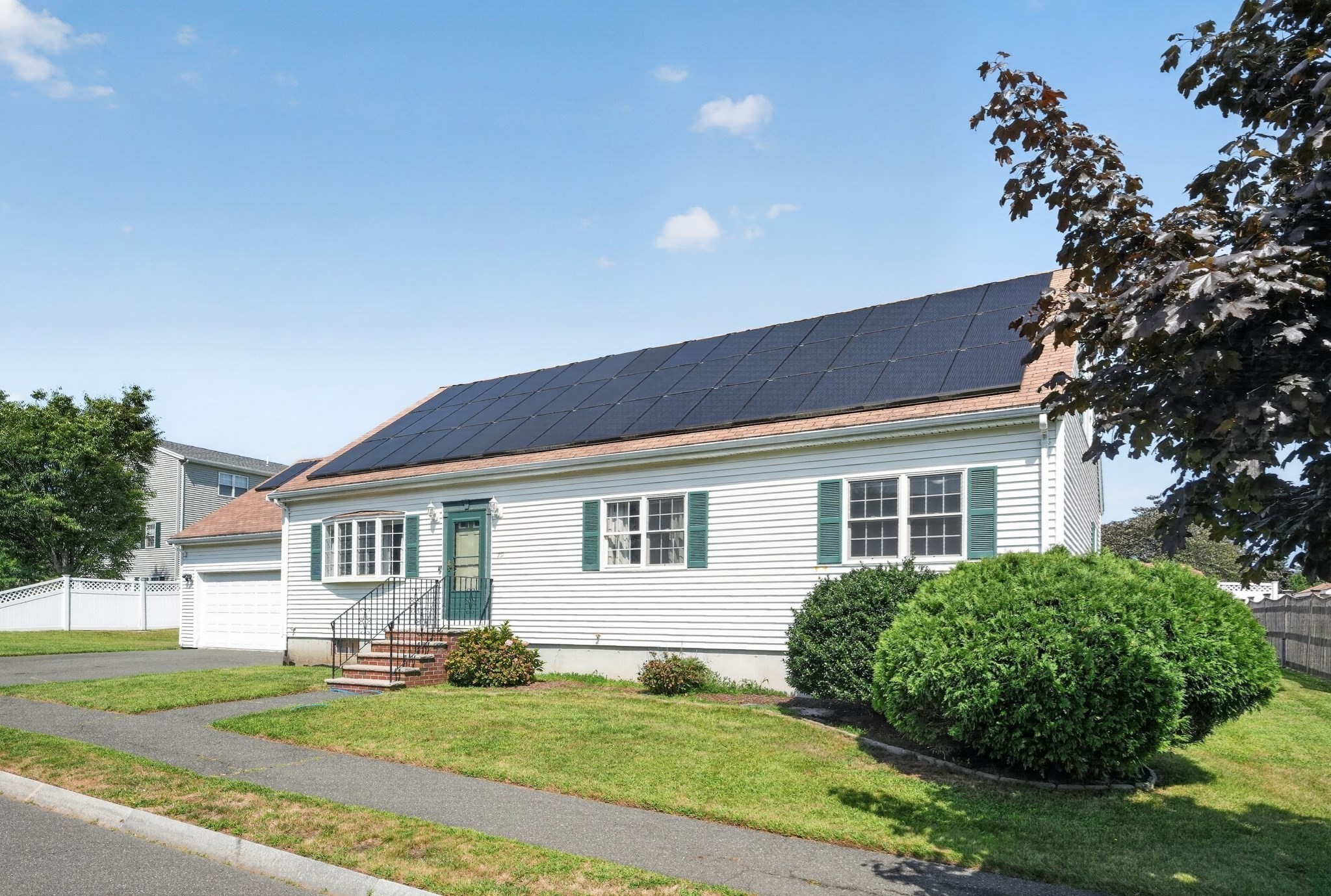 79 Emerald Dr, Lynn, MA 01904 - Image 3