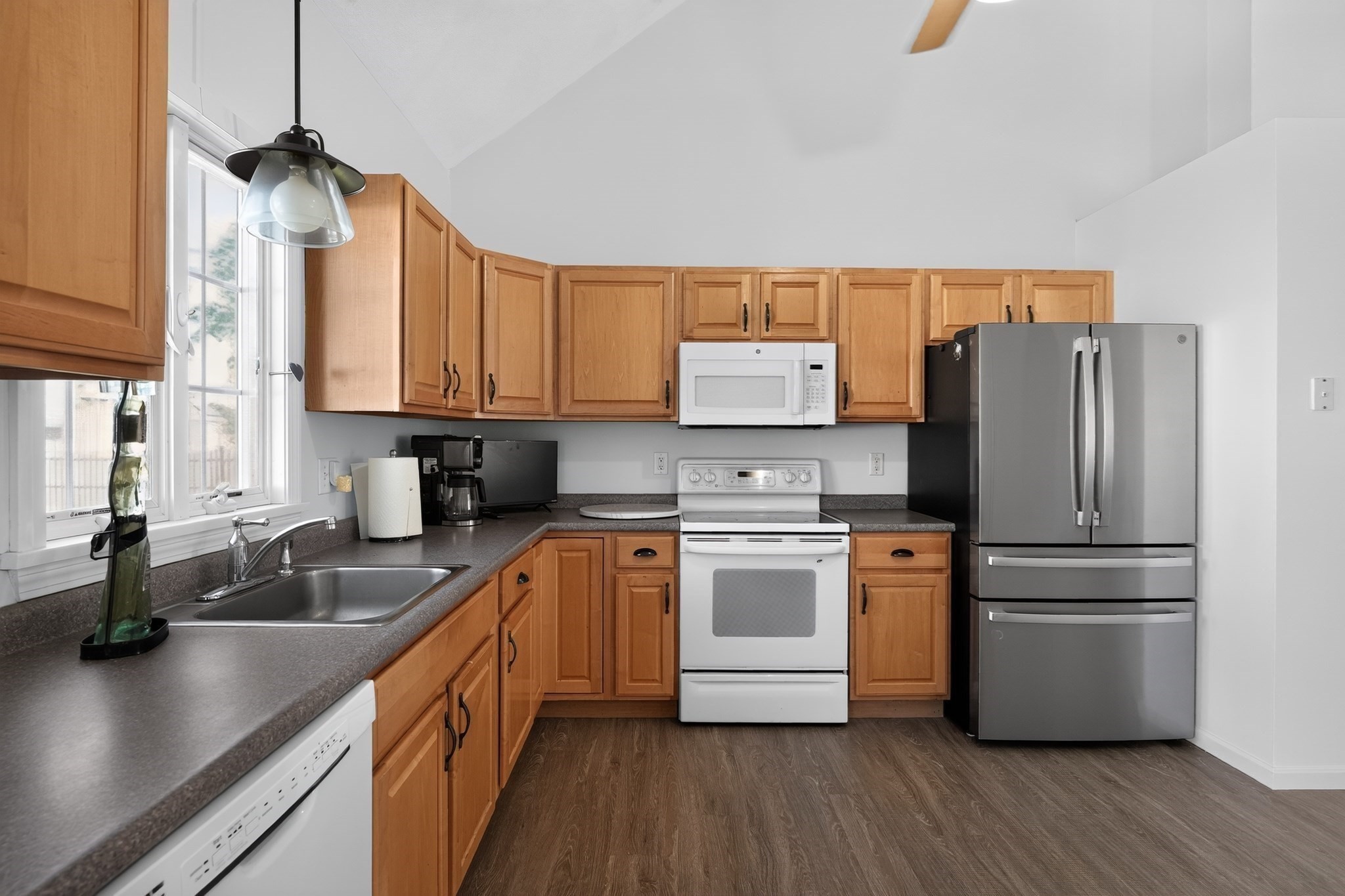 79 Emerald Dr, Lynn, MA 01904 - Image 10