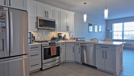 511 Hancock Street, Apt 408