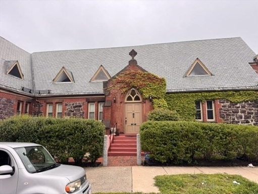 62 Estes Street, Apt 2