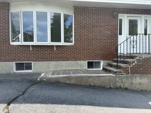99 Garfield Ave, Apt #1