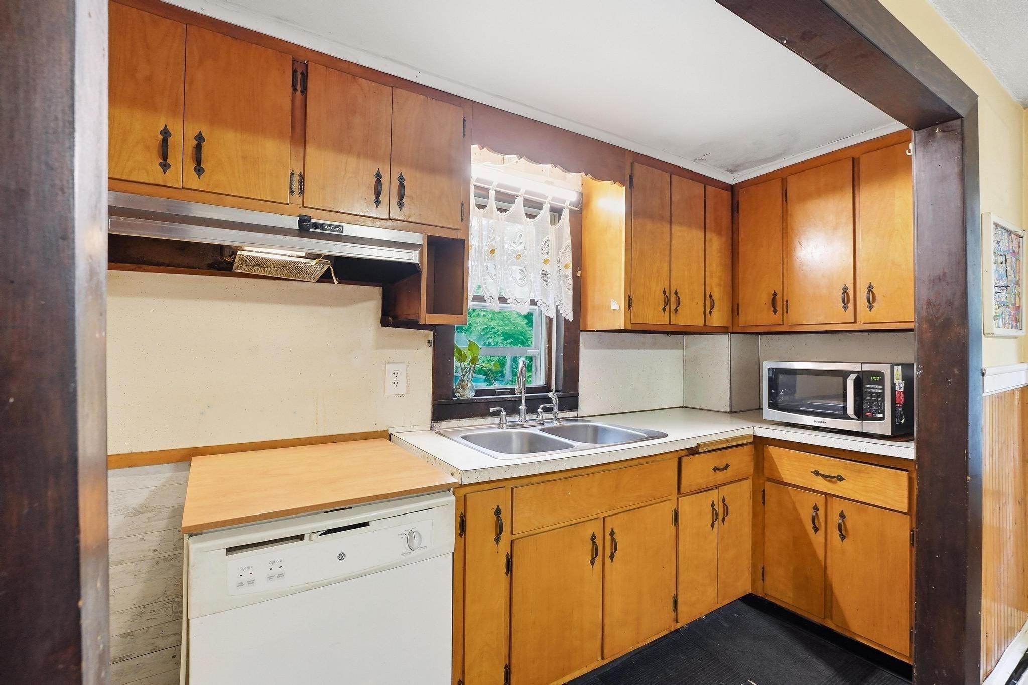 164 Green, Woburn, MA 01801 - Image 17