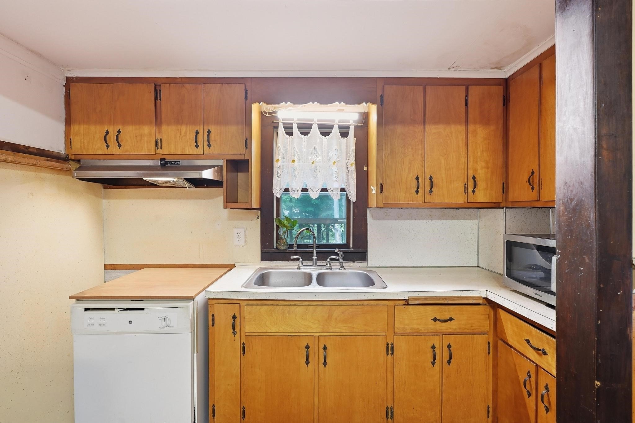 164 Green, Woburn, MA 01801 - Image 18