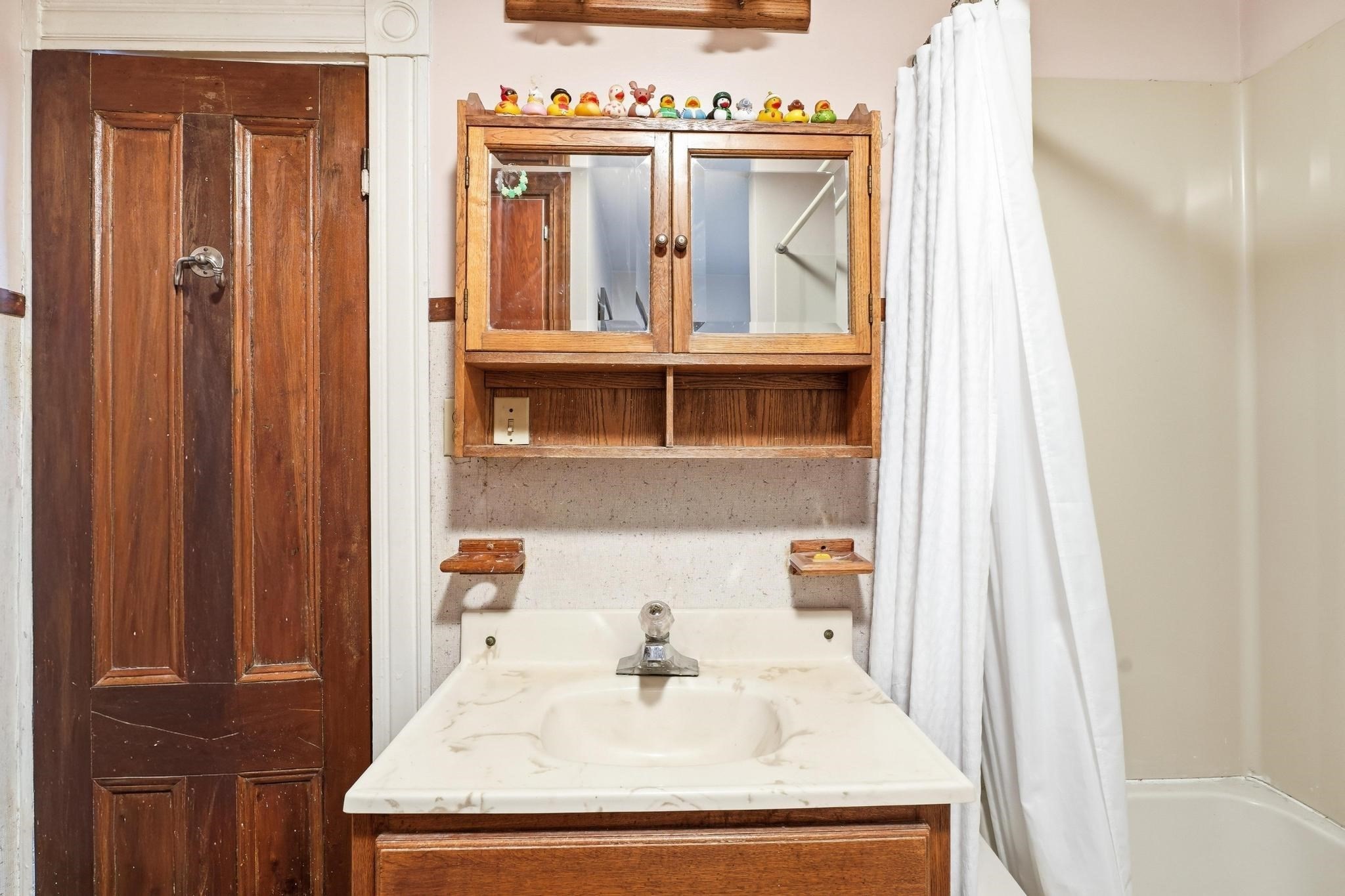 164 Green, Woburn, MA 01801 - Image 34