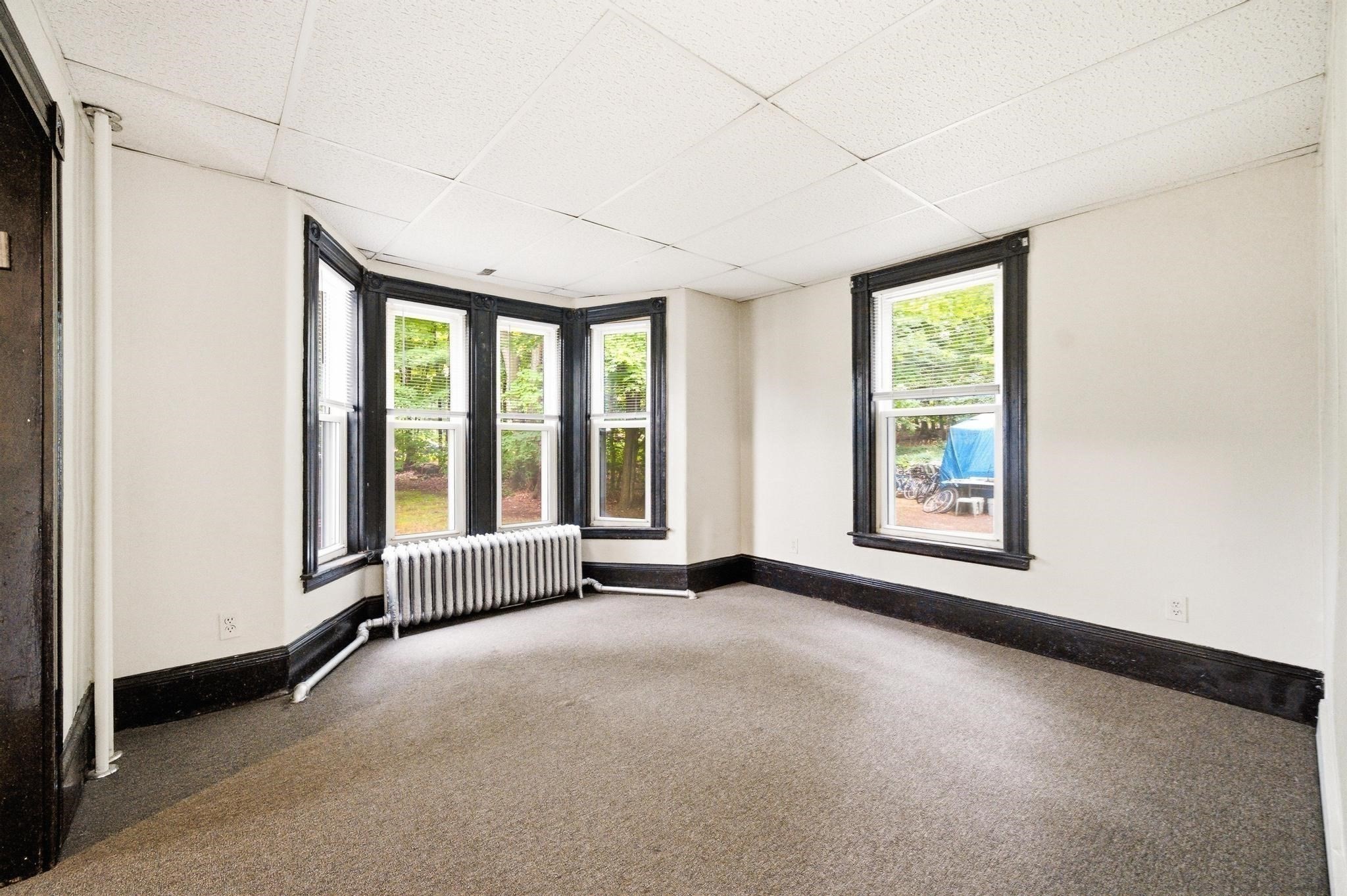 219 Montvale, Woburn, MA 01801 - Image 12