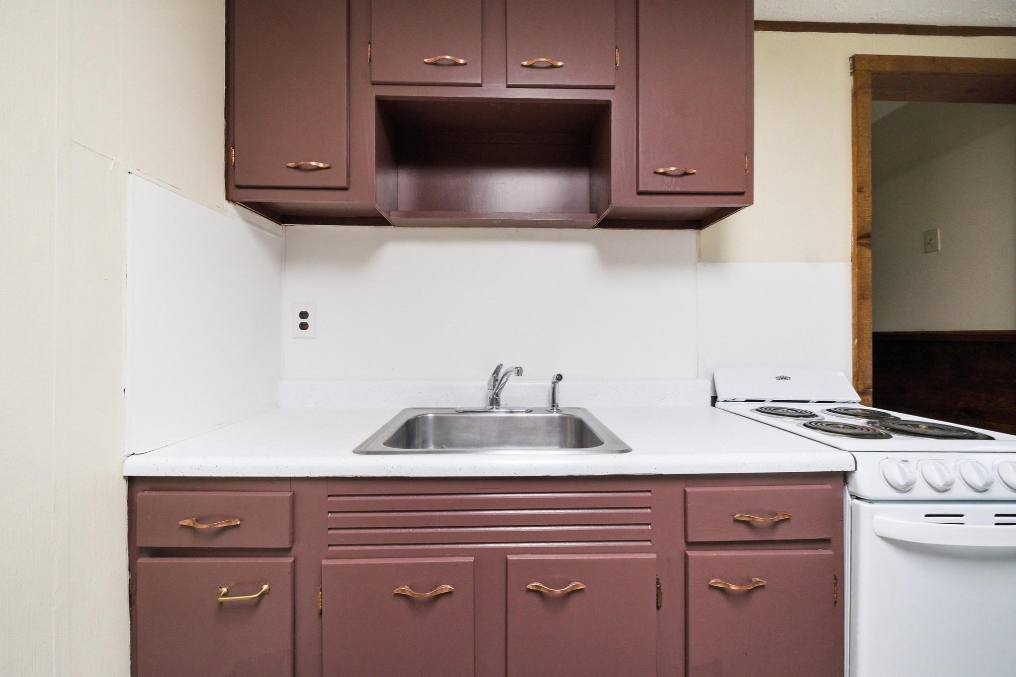 219 Montvale, Woburn, MA 01801 - Image 16
