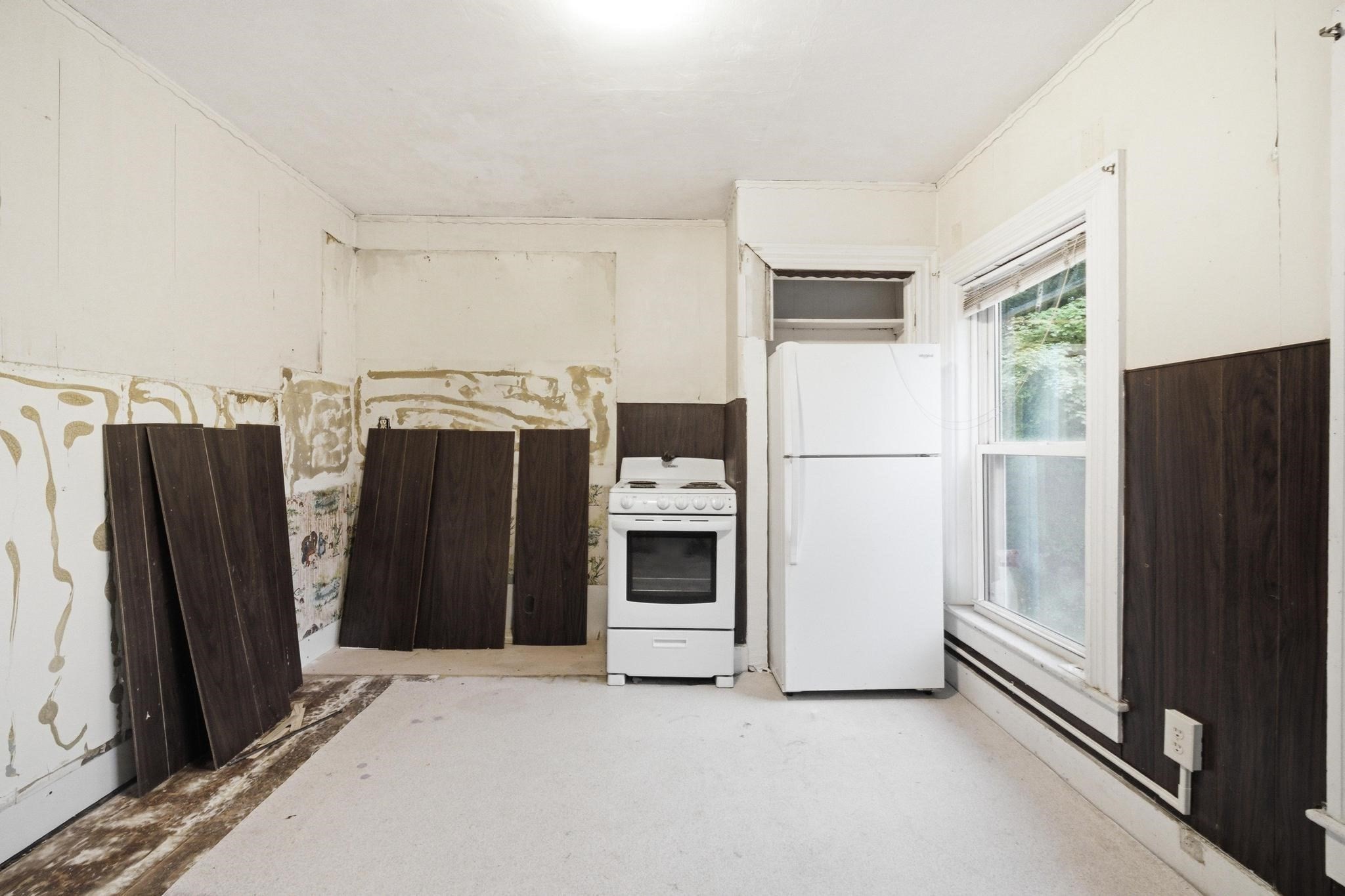 219 Montvale, Woburn, MA 01801 - Image 30