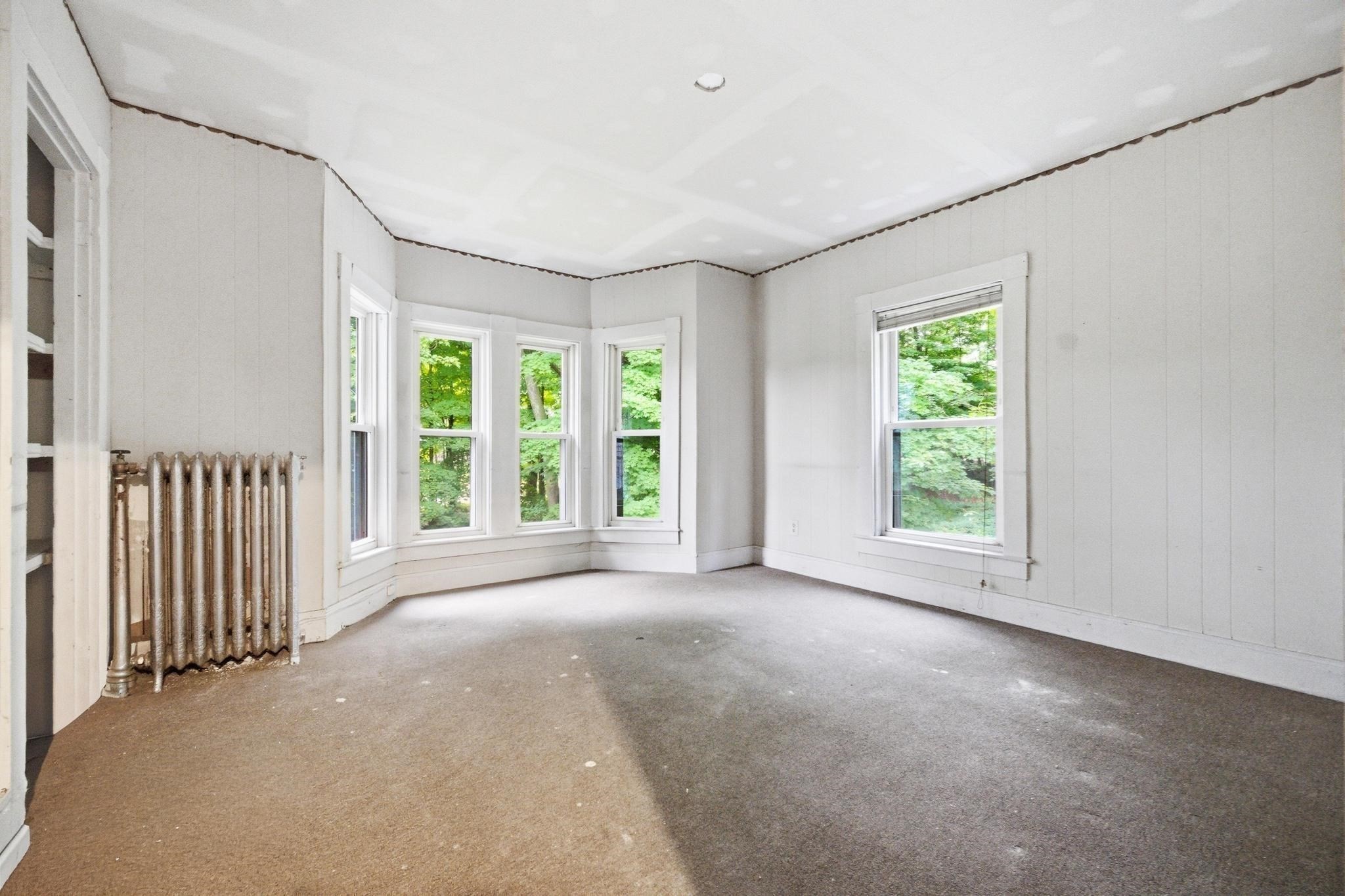 219 Montvale, Woburn, MA 01801 - Image 31