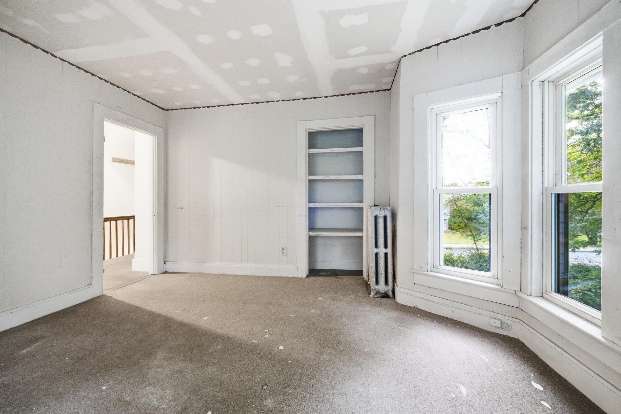 219 Montvale, Woburn, MA 01801 - Image 32