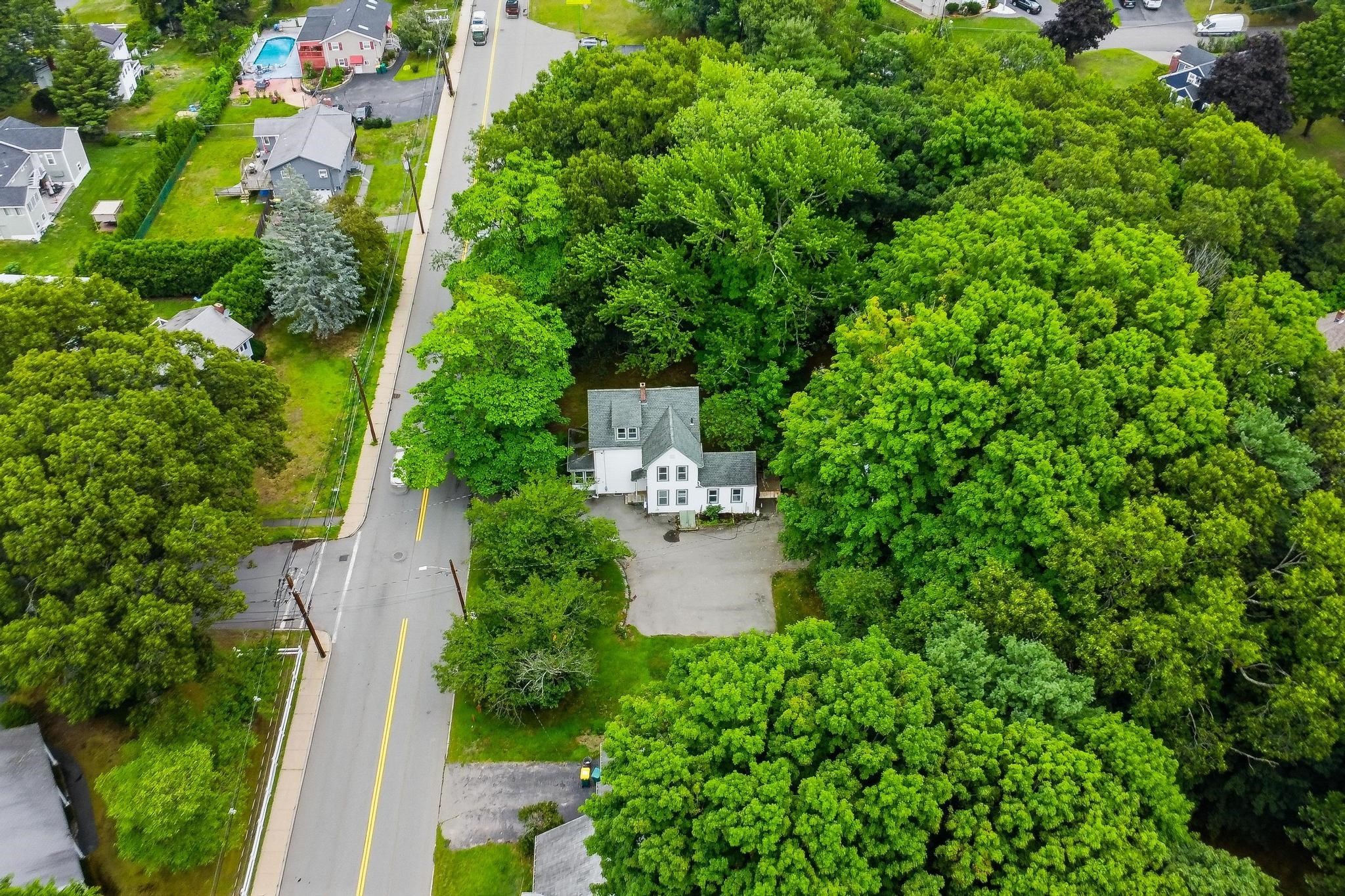 219 Montvale, Woburn, MA 01801 - Image 12