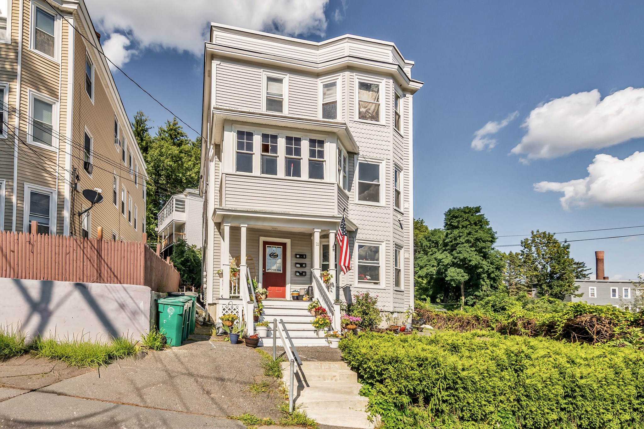 21 Read St, Fitchburg, MA 01420