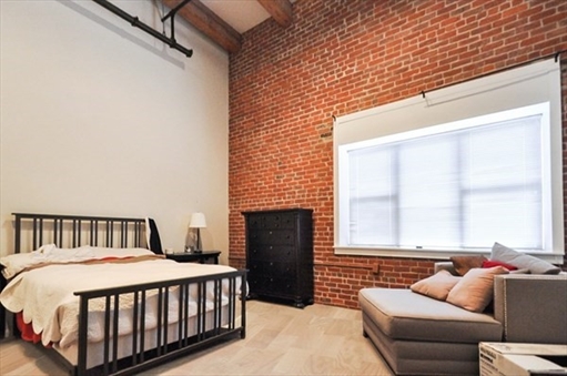 15 Sleeper, Apt 104