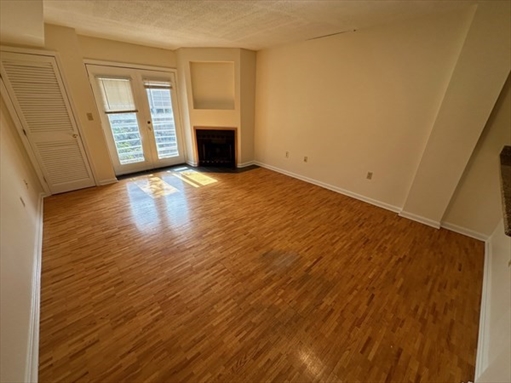 345 Franklin Street, Apt 406