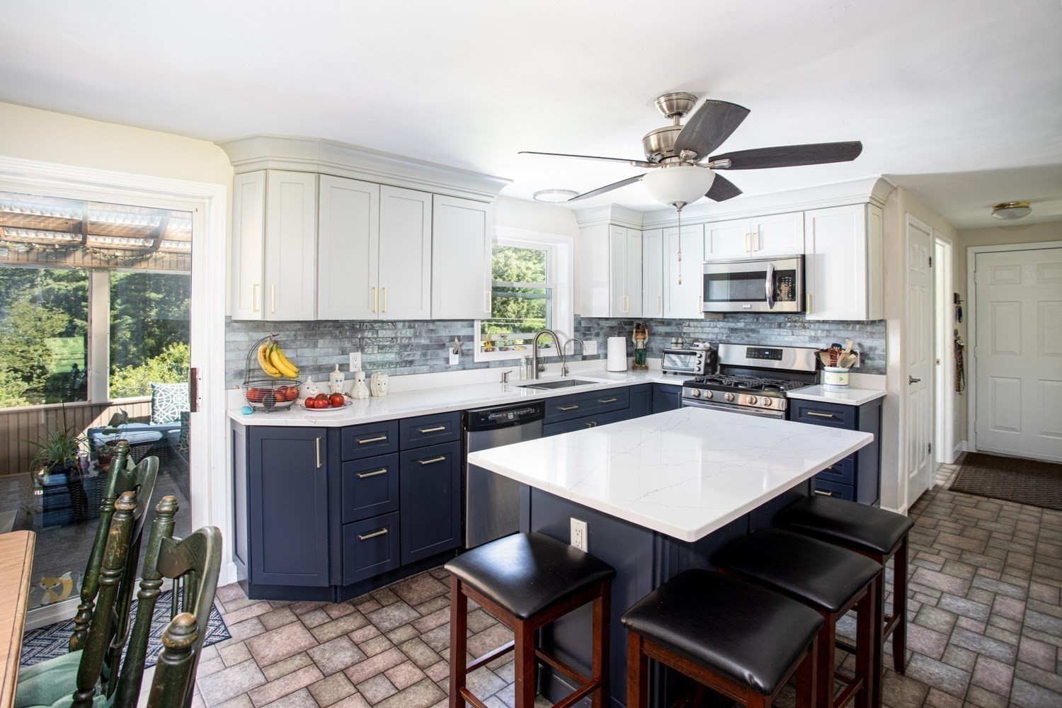 511 Old Fall River Rd, Dartmouth, MA 02747 - Image 13