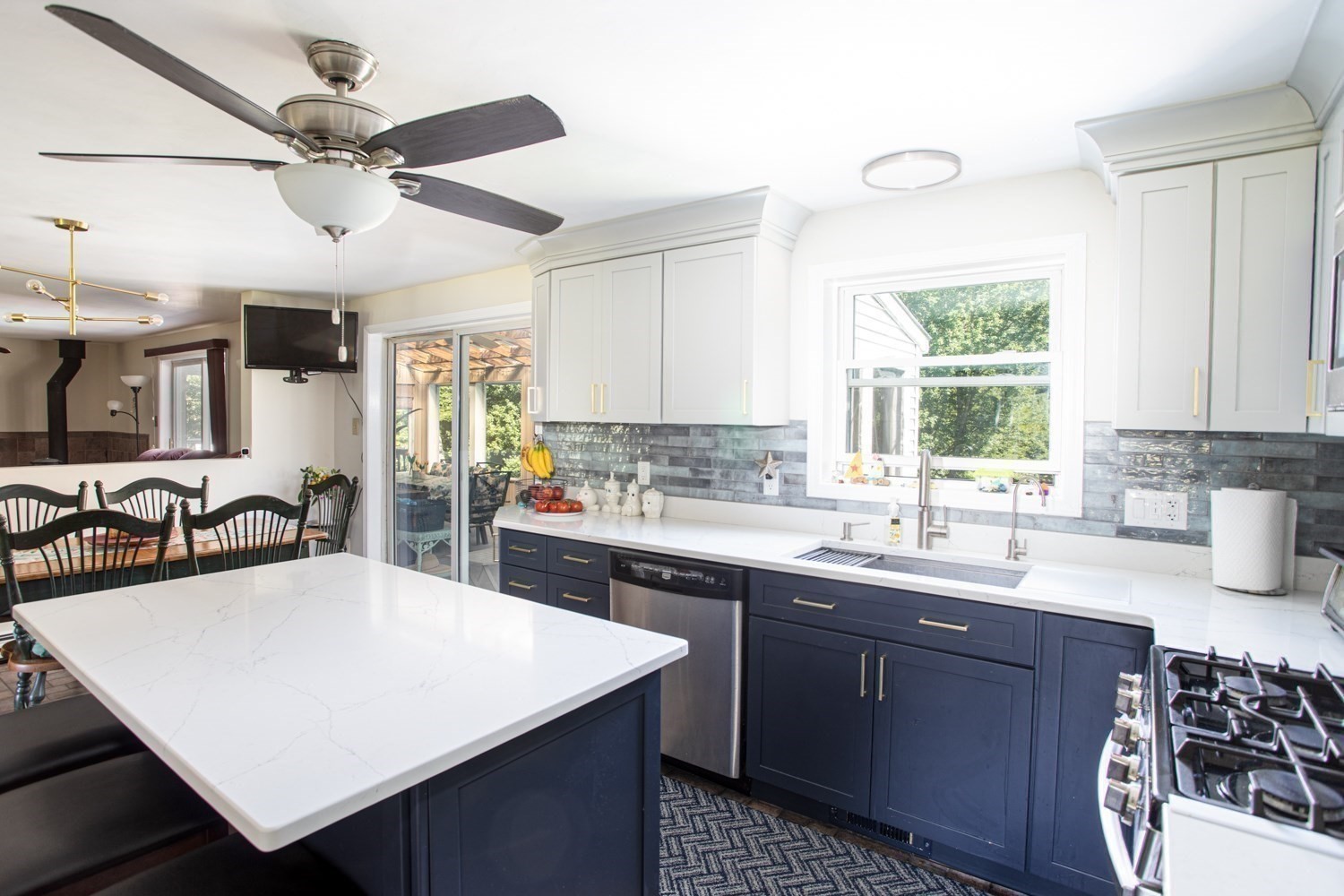 511 Old Fall River Rd, Dartmouth, MA 02747 - Image 15