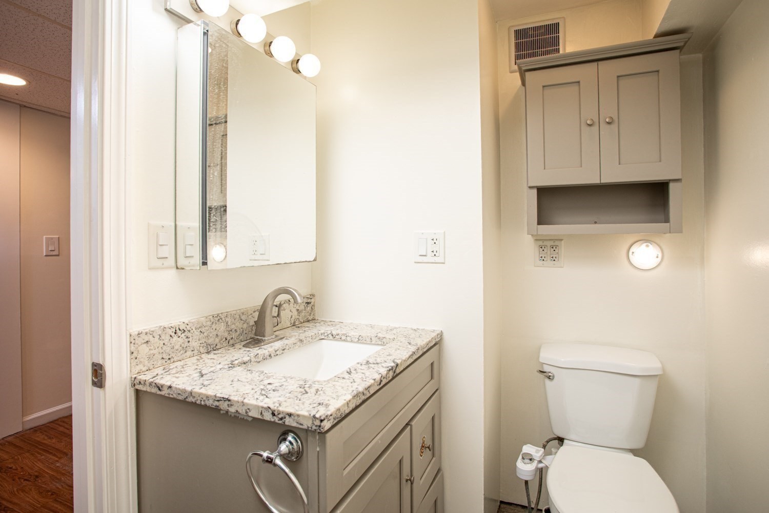511 Old Fall River Rd, Dartmouth, MA 02747 - Image 35